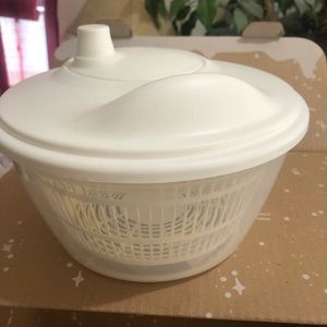 IKEA salad spinner.